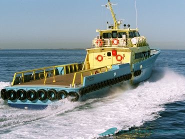 30m Crewboat